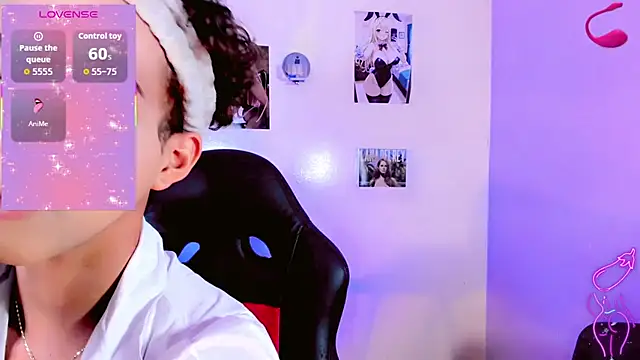 Elissa taylor  online show from 11/11/25, 07:14