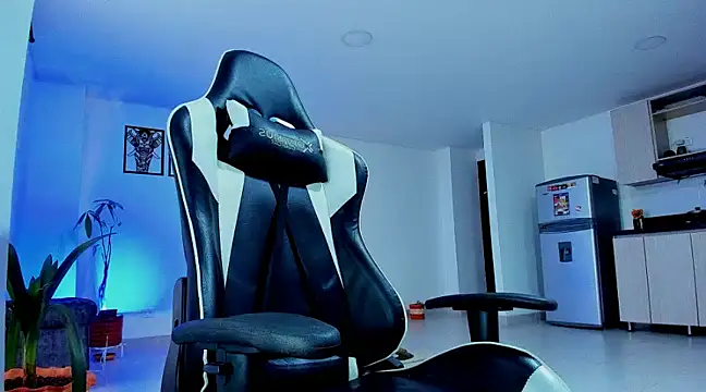 alexander collin02 online show from 03/07/25, 01:18