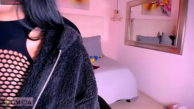 Snapshot of ASHLIE_DIXON1 chatting on 02/04/25, 01:34 ASHLIE DIXON1 online show from 02/04/25, 01:34