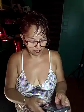 TRISH MILF online show from 01/01/25, 01:37