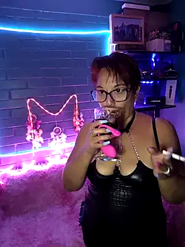 TRISH MILF online show from 03/23/25, 04:05