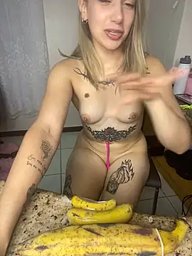 loira messi online show from 02/25/25, 05:04