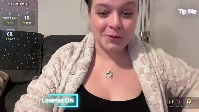 NaughtyWifeUK online show from 02/24/25, 11:52