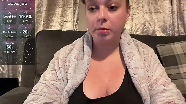 NaughtyWifeUK online show from 01/09/26, 12:35