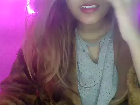 Snapshot of your_Shanvi chatting on 12/18/24, 04:28 your Shanvi online show from 12/18/24, 04:28