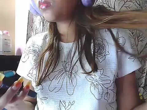 Snapshot of your_Shanvi chatting on 11/25/25, 07:14 your Shanvi online show from 11/25/25, 07:14