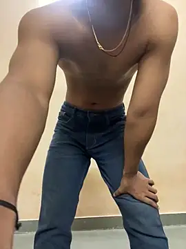 Snapshot of Shona5768 chatting on 11/17/25, 08:42 Shona5768 online show from 11/17/25, 08:42