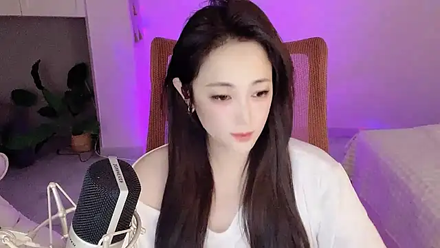 Daisy-77 online show from 12/02/25, 03:40