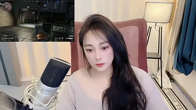 Snapshot of Daisy-77 chatting on 06/12/26, 01:43 Daisy-77 online show from 06/12/26, 01:43
