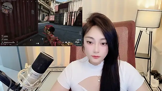Snapshot of Daisy-77 chatting on 06/15/26, 12:40 Daisy-77 online show from 06/15/26, 12:40