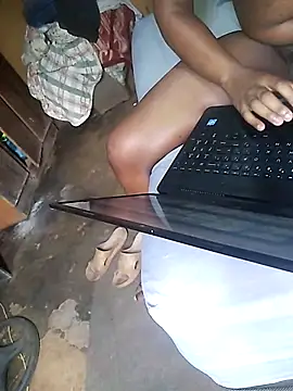 Snapshot of African_Masked_Couple chatting on 03/07/25, 06:13 African Masked Couple online show from 03/07/25, 06:13