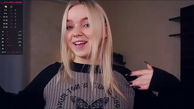 ZaraCreedon online show from 03/07/25, 10:21