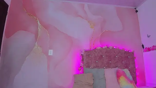 Daisy  rose online show from 01/08/25, 03:08