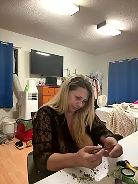 Hotslut187 online show from 01/18/26, 03:10