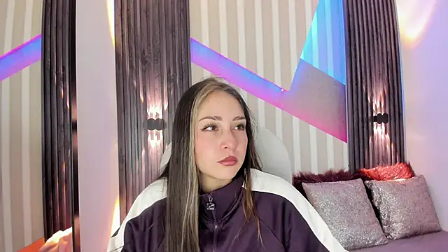 emily layton online show from 10/03/25, 02:14