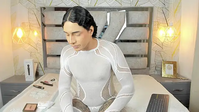 Alison Chan  online show from 03/23/26, 08:46