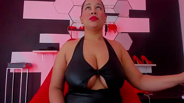 Snapshot of alondrabigtits chatting on 02/10/25, 12:39 alondrabigtits online show from 02/10/25, 12:39