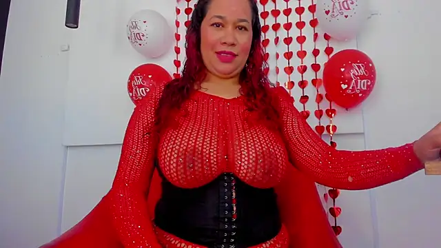 Snapshot of alondrabigtits chatting on 02/11/25, 12:58 alondrabigtits online show from 02/11/25, 12:58