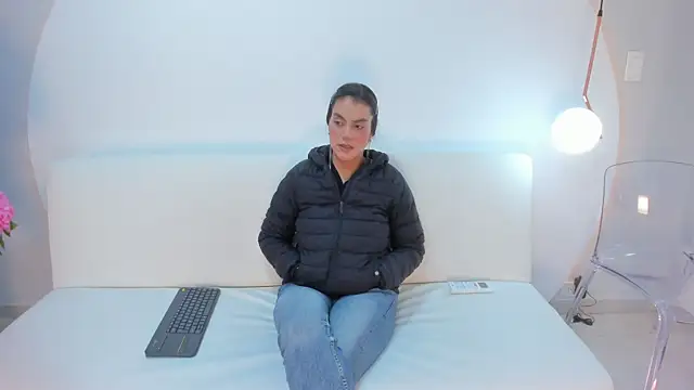 Ada Monroe10 online show from 01/13/26, 01:38