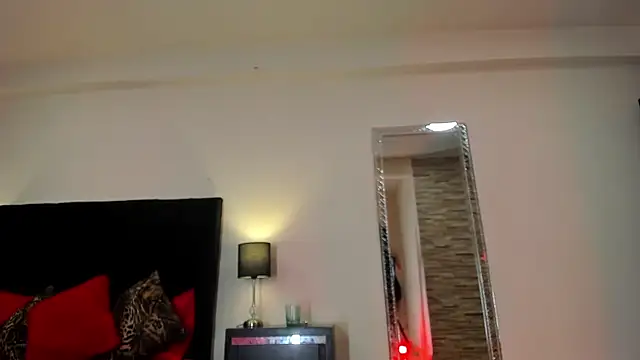 Snapshot of RileySkye chatting on 01/17/25, 08:13 RileySkye online show from 01/17/25, 08:13