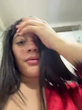 Snapshot of RileySkye chatting on 08/06/26, 04:14 RileySkye online show from 08/06/26, 04:14