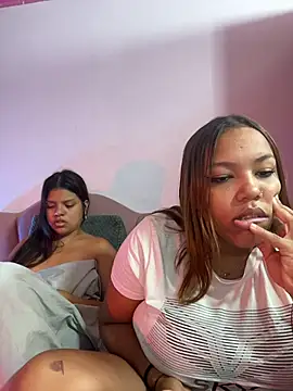 horny babyss online show from 04/17/26, 01:36