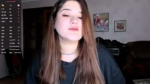 Snapshot of July_Slowdive chatting on 03/07/25, 07:30 July Slowdive online show from 03/07/25, 07:30