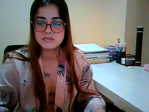 maliamiller online show from 09/21/25, 03:24