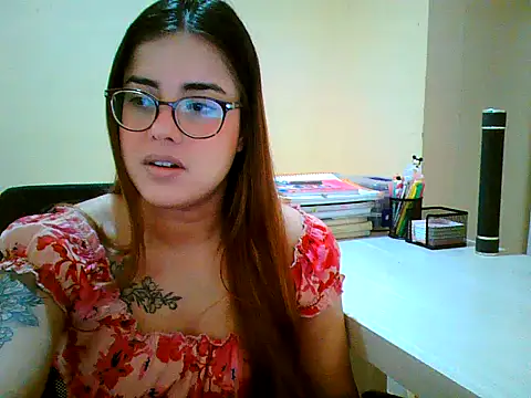 maliamiller online show from 09/23/25, 12:08