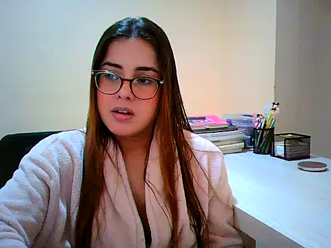 maliamiller online show from 09/26/25, 10:36