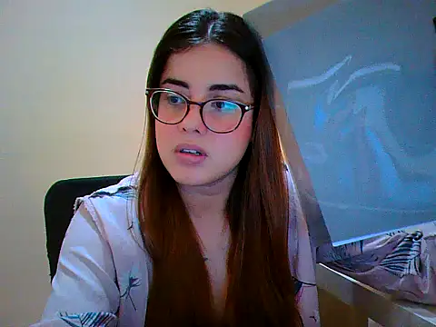 maliamiller online show from 10/26/25, 06:14