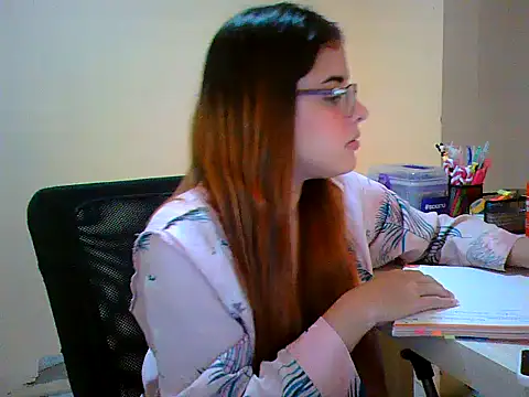 maliamiller online show from 10/29/25, 02:03