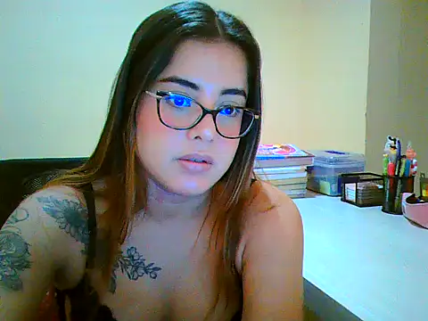 maliamiller online show from 02/27/26, 06:57