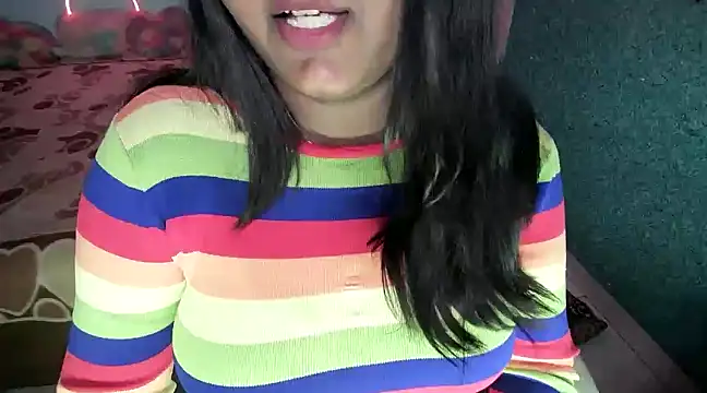 expression queen online show from 02/19/25, 12:14