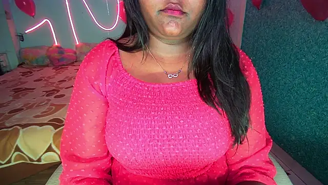 expression queen online show from 02/19/25, 09:47