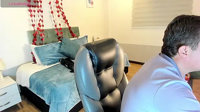 Sam and molly  online show from 02/19/25, 07:16