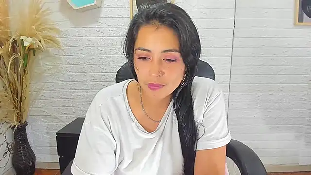 Aisha 09 online show from 02/26/25, 06:00