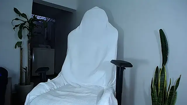 diamond black00 online show from 01/30/25, 10:41