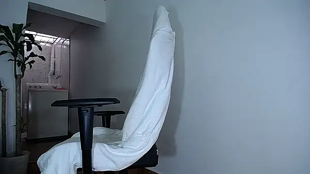 diamond black00 online show from 03/05/25, 06:23