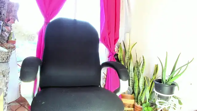 Snapshot of doll_celeste20 chatting on 07/01/26, 11:15 doll celeste20 online show from 07/01/26, 11:15