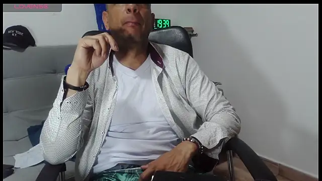 latinmartin73 online show from 03/26/26, 12:39