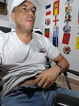 latinmartin73 online show from 06/29/26, 04:41