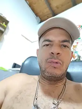 latinmartin73 online show from 06/30/26, 04:46