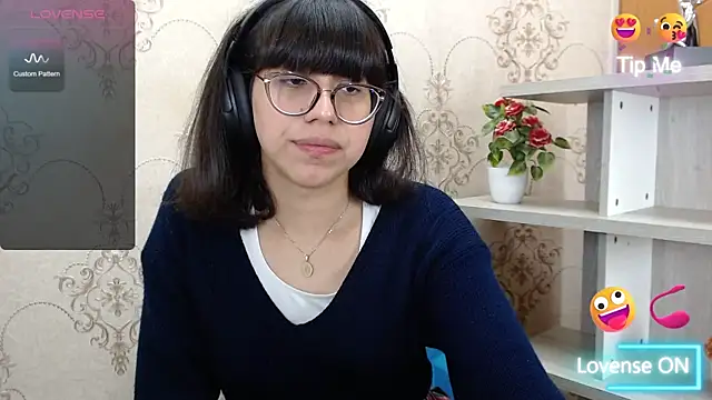Nataly Cloud online show from 12/21/24, 12:49