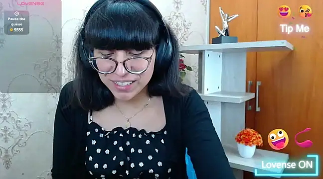 Nataly Cloud online show from 12/22/24, 03:44