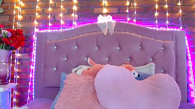 dulcevegga online show from 01/31/25, 06:24