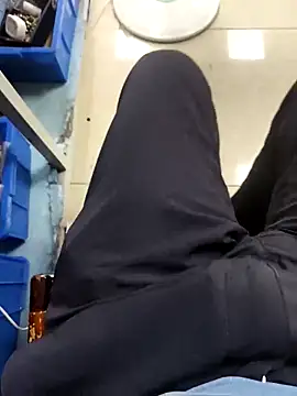 huzi518 online show from 09/19/25, 07:54