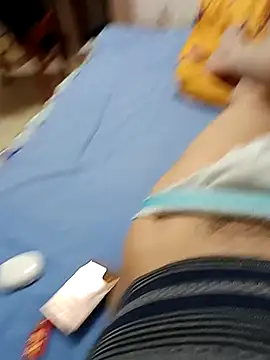 huzi518 online show from 04/15/26, 06:15