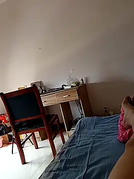 huzi518 online show from 04/18/26, 03:54