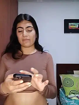 Snapshot of miakhalifaaa_ chatting on 07/17/26, 11:53 miakhalifaaa online show from 07/17/26, 11:53